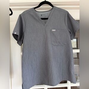 FIGS Catarina One Pocket Scrub Top- Graphite